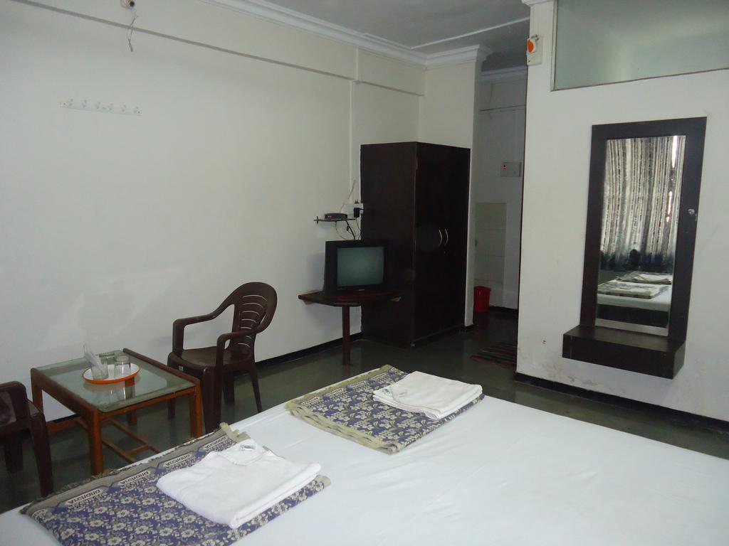 Nashik Guest House-Luxury